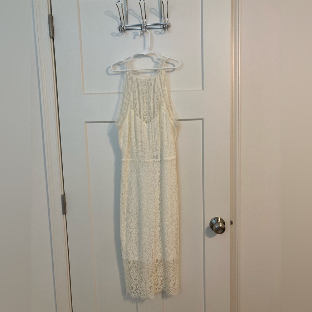 Express size 2 off-white/ivory lace dress